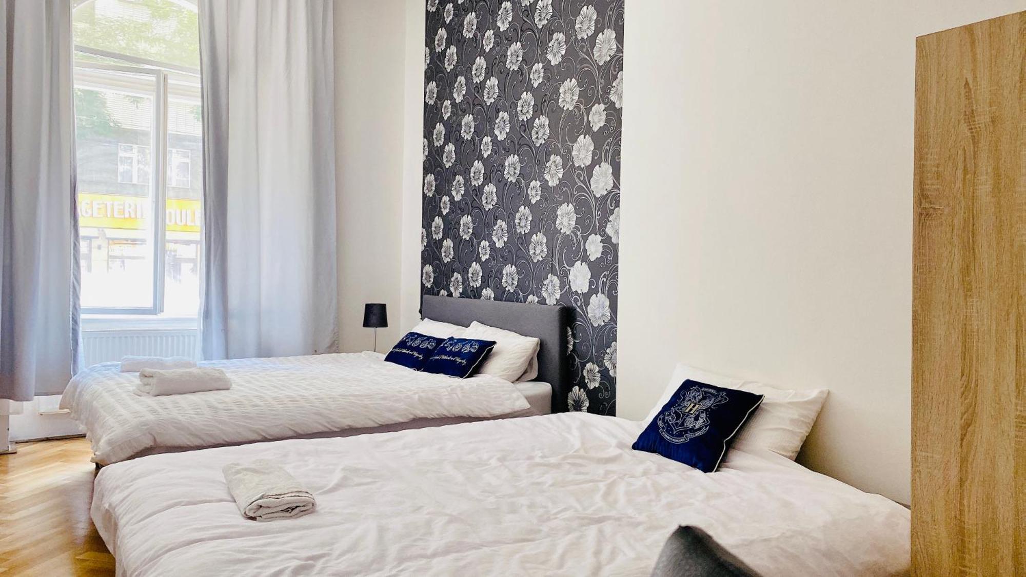 Hotel Apartment In Prague 2 Square エクステリア 写真